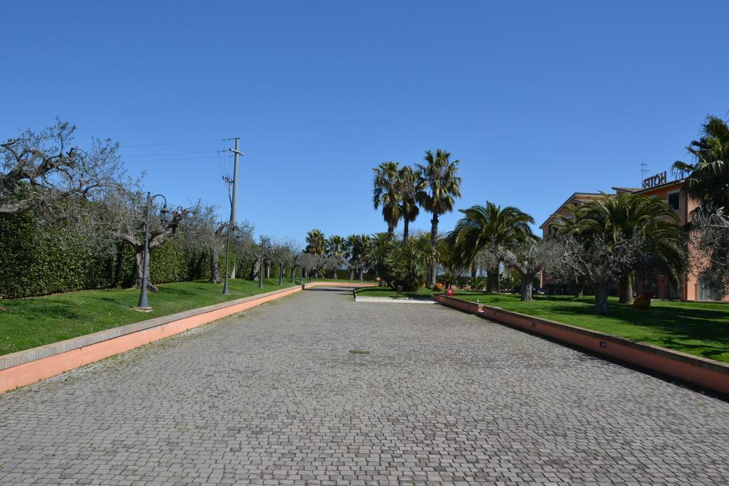 Villa Luigi Hotel & Restaurant Nuova Gestione Villa Rosa Di Martinsicuro Bagian luar foto