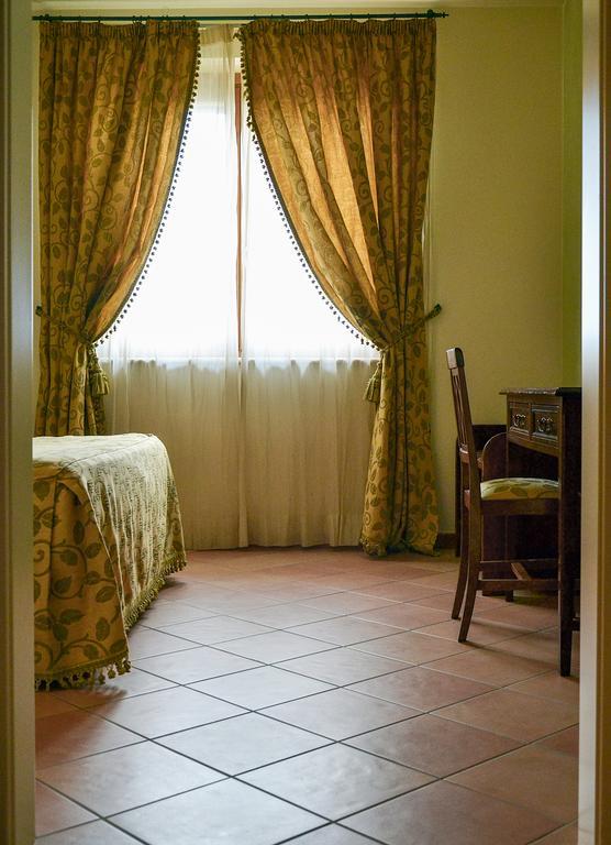 Villa Luigi Hotel & Restaurant Nuova Gestione Villa Rosa Di Martinsicuro Ruang foto