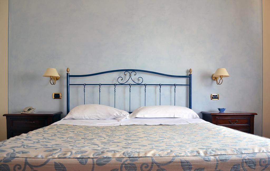 Villa Luigi Hotel & Restaurant Nuova Gestione Villa Rosa Di Martinsicuro Ruang foto