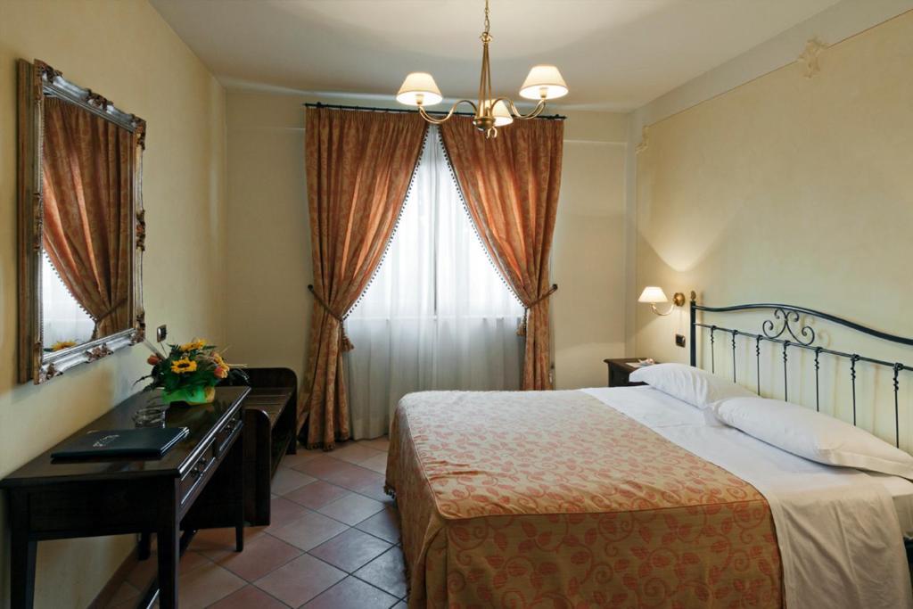 Villa Luigi Hotel & Restaurant Nuova Gestione Villa Rosa Di Martinsicuro Ruang foto