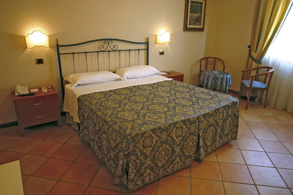 Villa Luigi Hotel & Restaurant Nuova Gestione Villa Rosa Di Martinsicuro Bagian luar foto