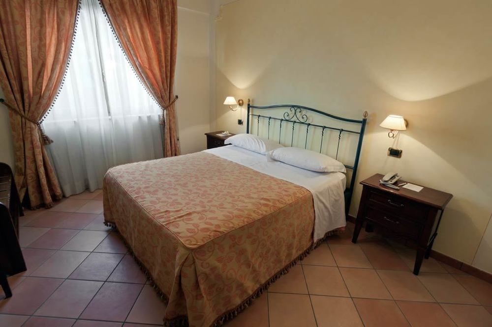 Villa Luigi Hotel & Restaurant Nuova Gestione Villa Rosa Di Martinsicuro Bagian luar foto
