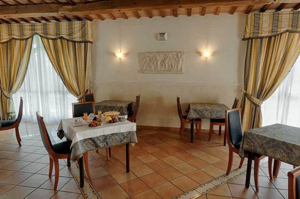 Villa Luigi Hotel & Restaurant Nuova Gestione Villa Rosa Di Martinsicuro Bagian luar foto