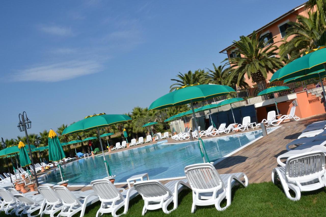 Villa Luigi Hotel & Restaurant Nuova Gestione Villa Rosa Di Martinsicuro Bagian luar foto