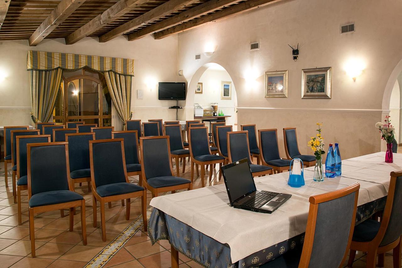 Villa Luigi Hotel & Restaurant Nuova Gestione Villa Rosa Di Martinsicuro Bagian luar foto