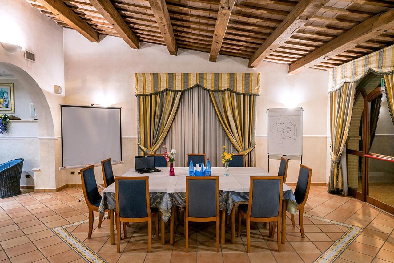 Villa Luigi Hotel & Restaurant Nuova Gestione Villa Rosa Di Martinsicuro Bagian luar foto